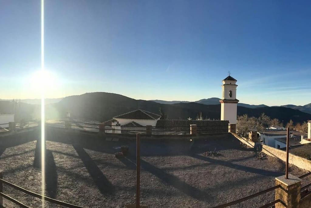 La Casa Rural De Paco Y Ana Pitres Екстериор снимка