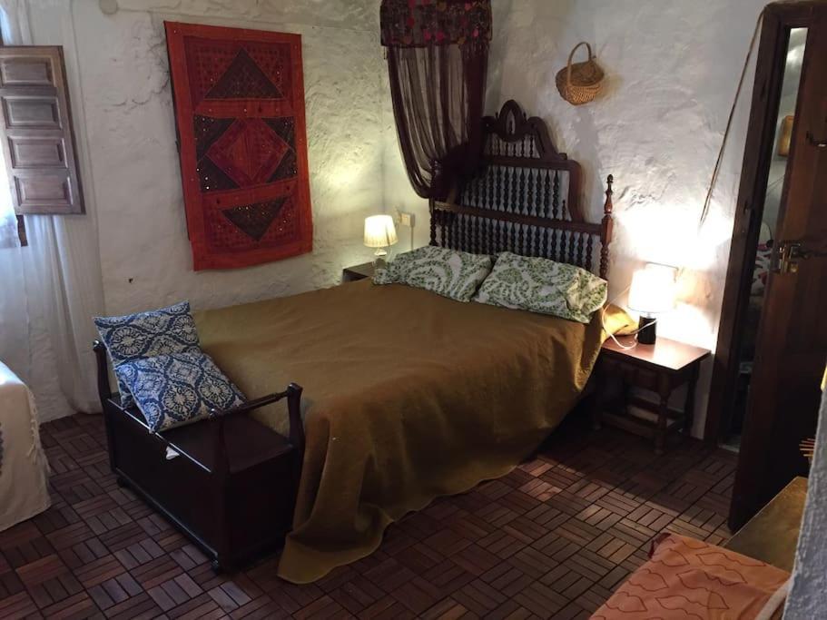 La Casa Rural De Paco Y Ana Pitres Екстериор снимка